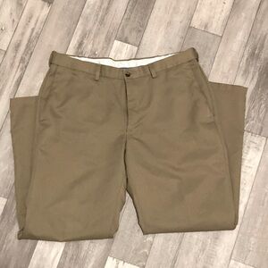 Haggar Men's Premium No Iron Khaki pants.
